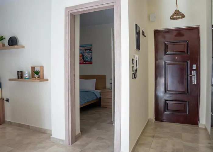 Apartment Rotonda Skg *