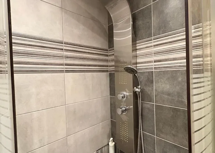 Rotonda Skg Апартаменты Салоники
