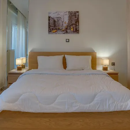 Rotonda Skg 公寓 *